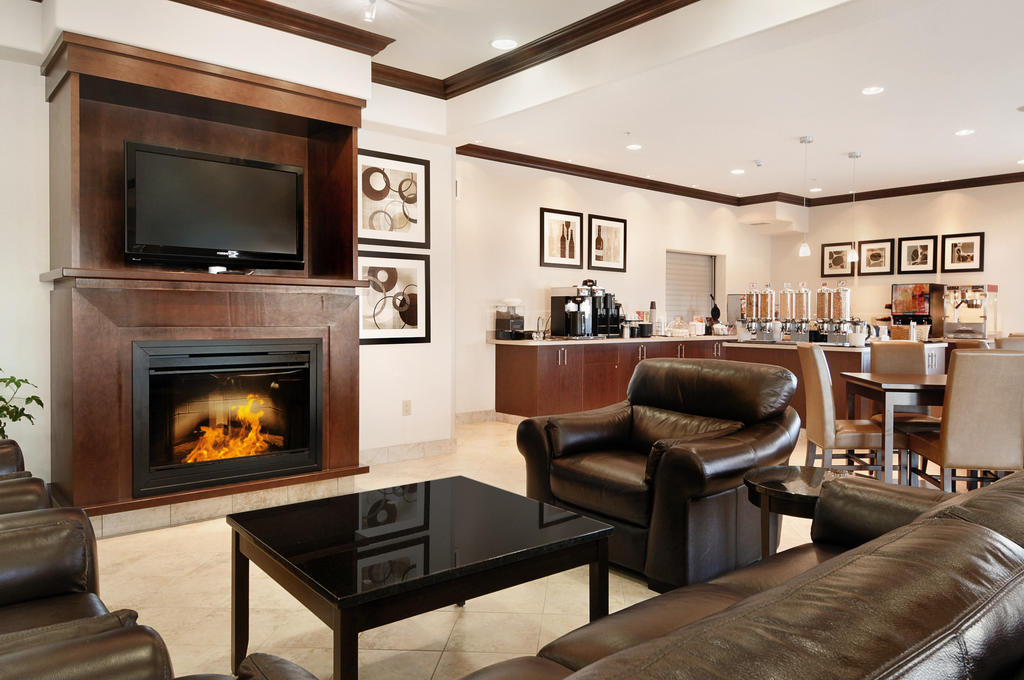Canalta Hotel Tisdale Экстерьер фото