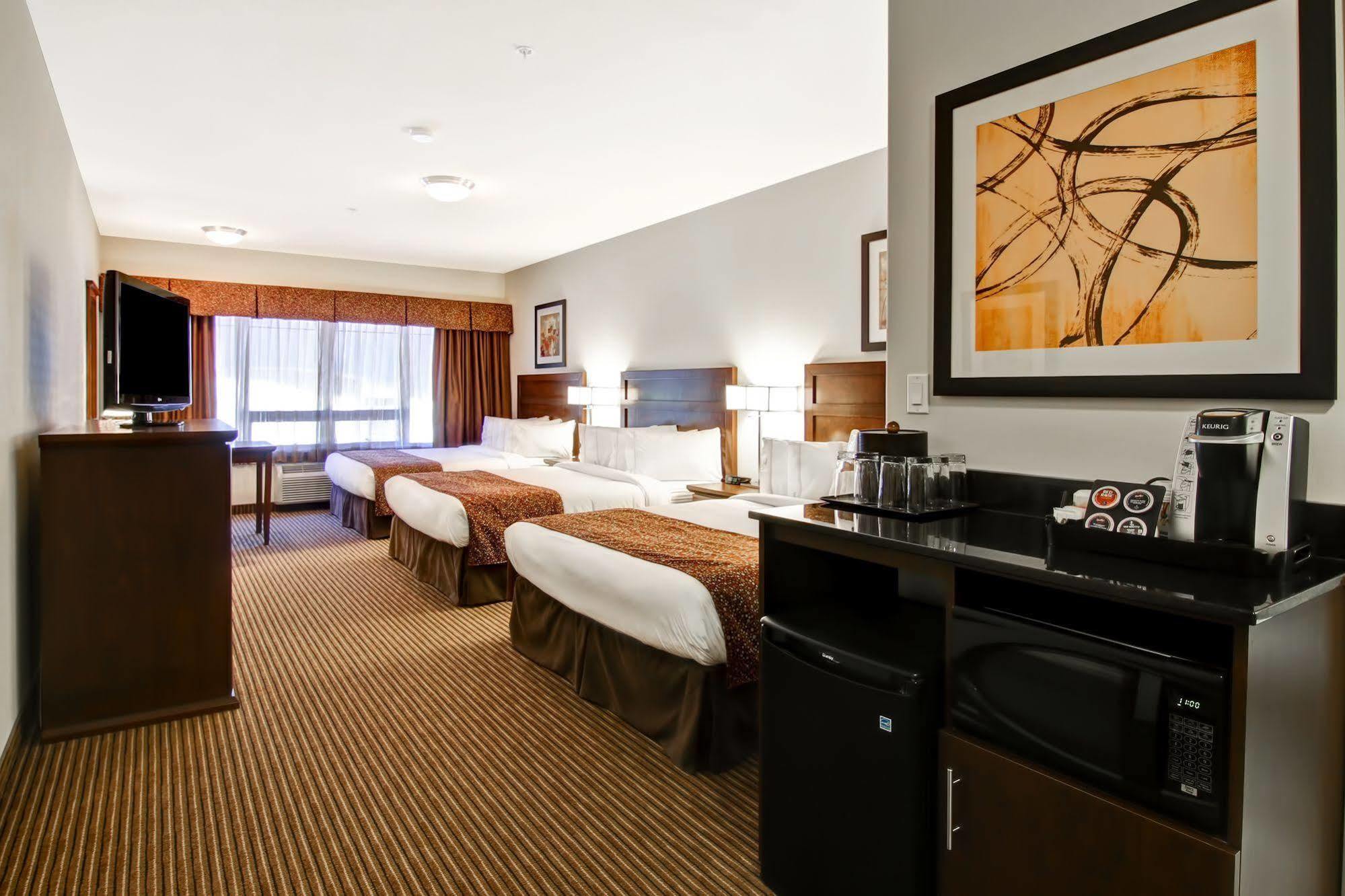 Canalta Hotel Tisdale Экстерьер фото