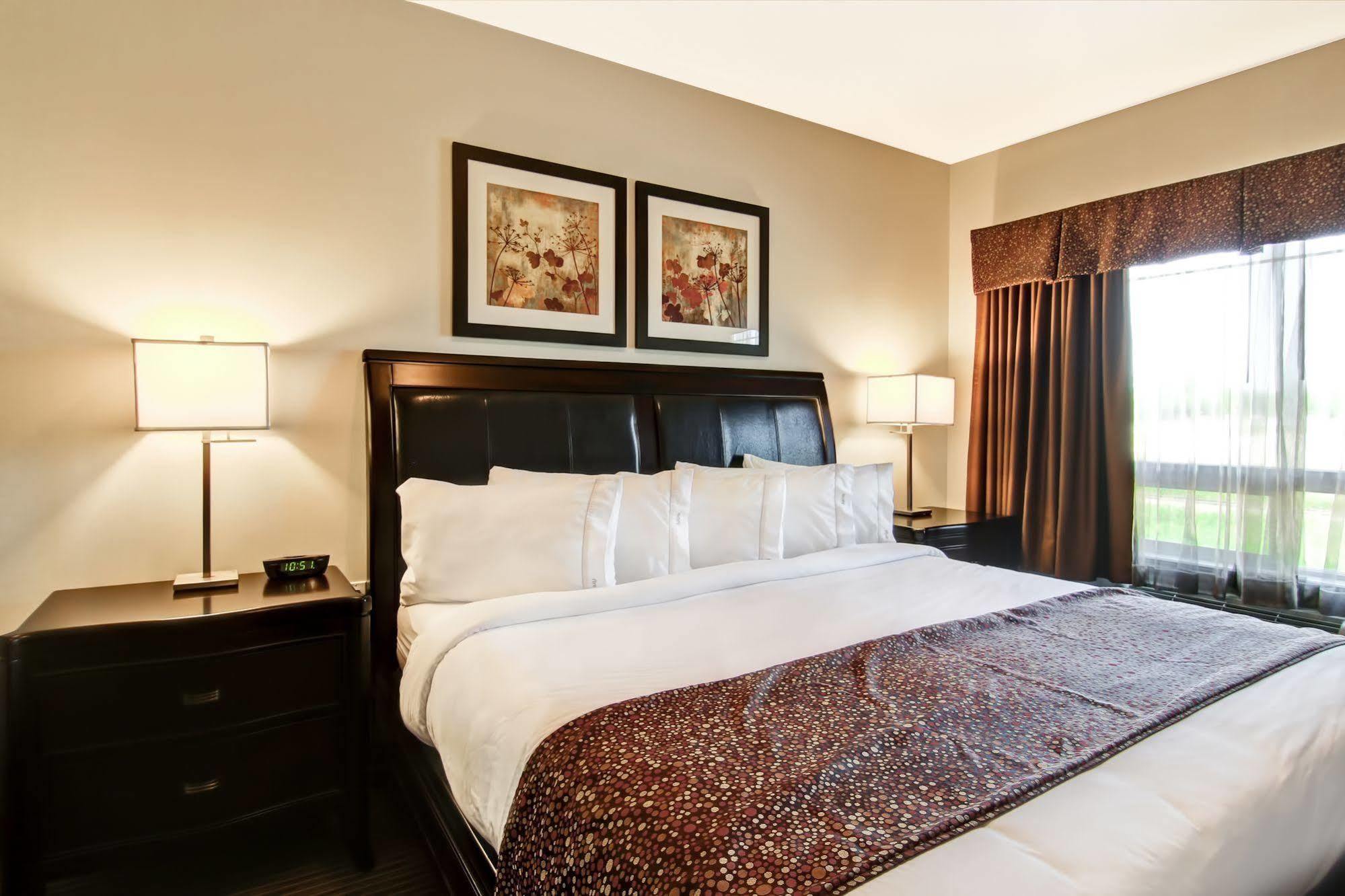 Canalta Hotel Tisdale Экстерьер фото