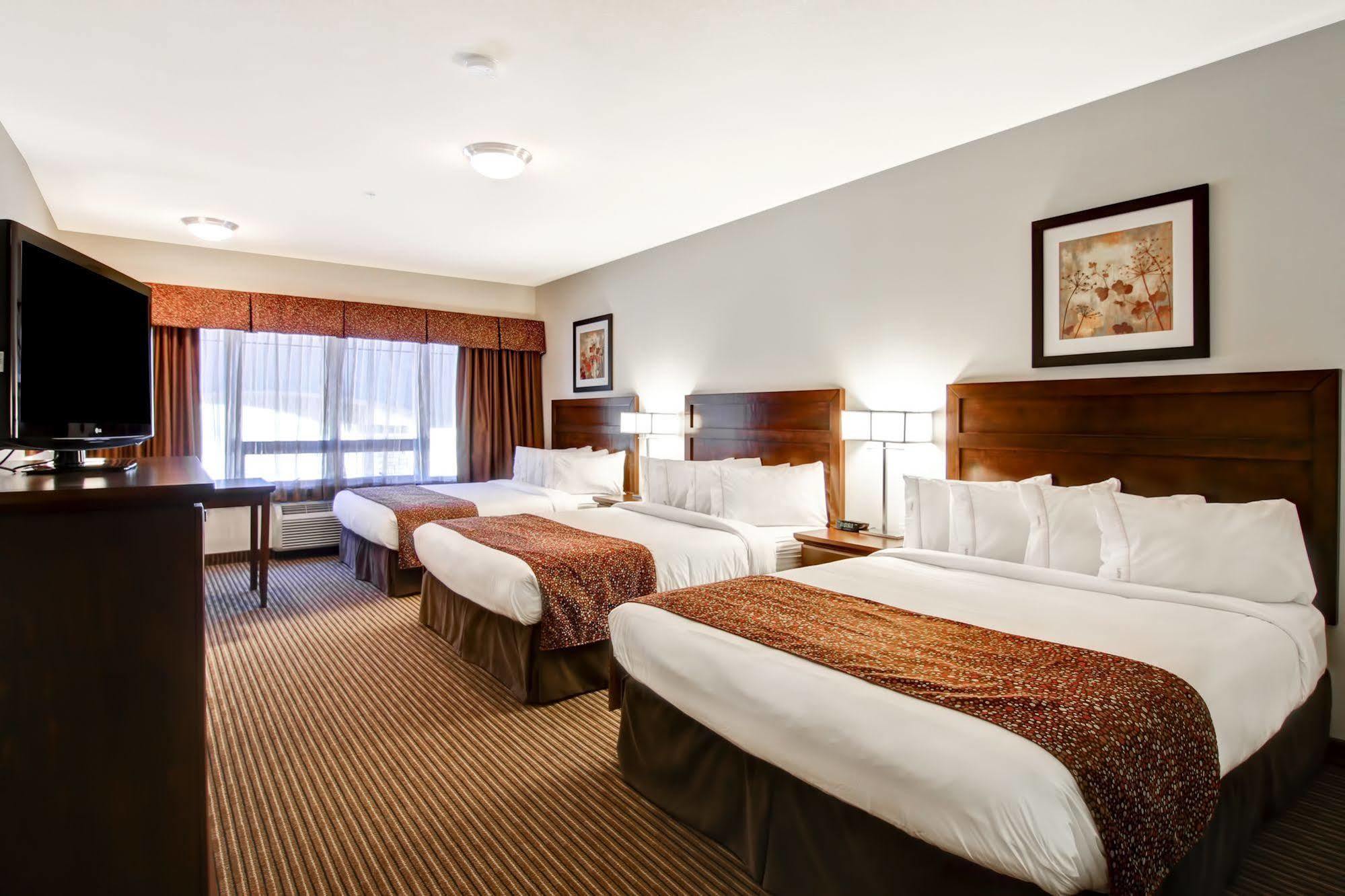 Canalta Hotel Tisdale Экстерьер фото