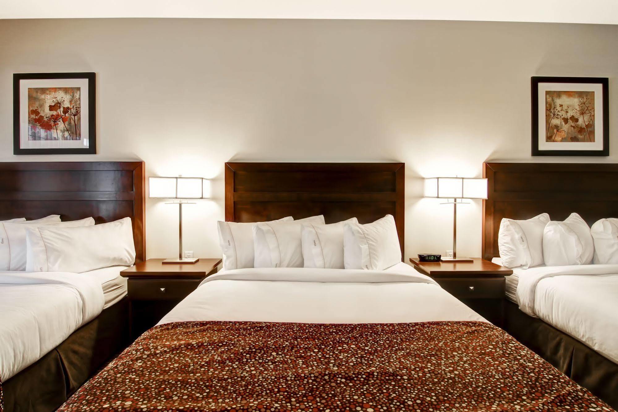 Canalta Hotel Tisdale Экстерьер фото