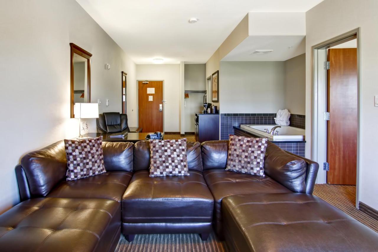 Canalta Hotel Tisdale Экстерьер фото